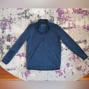 Under Armour loose cold gear quarter zip fleece!